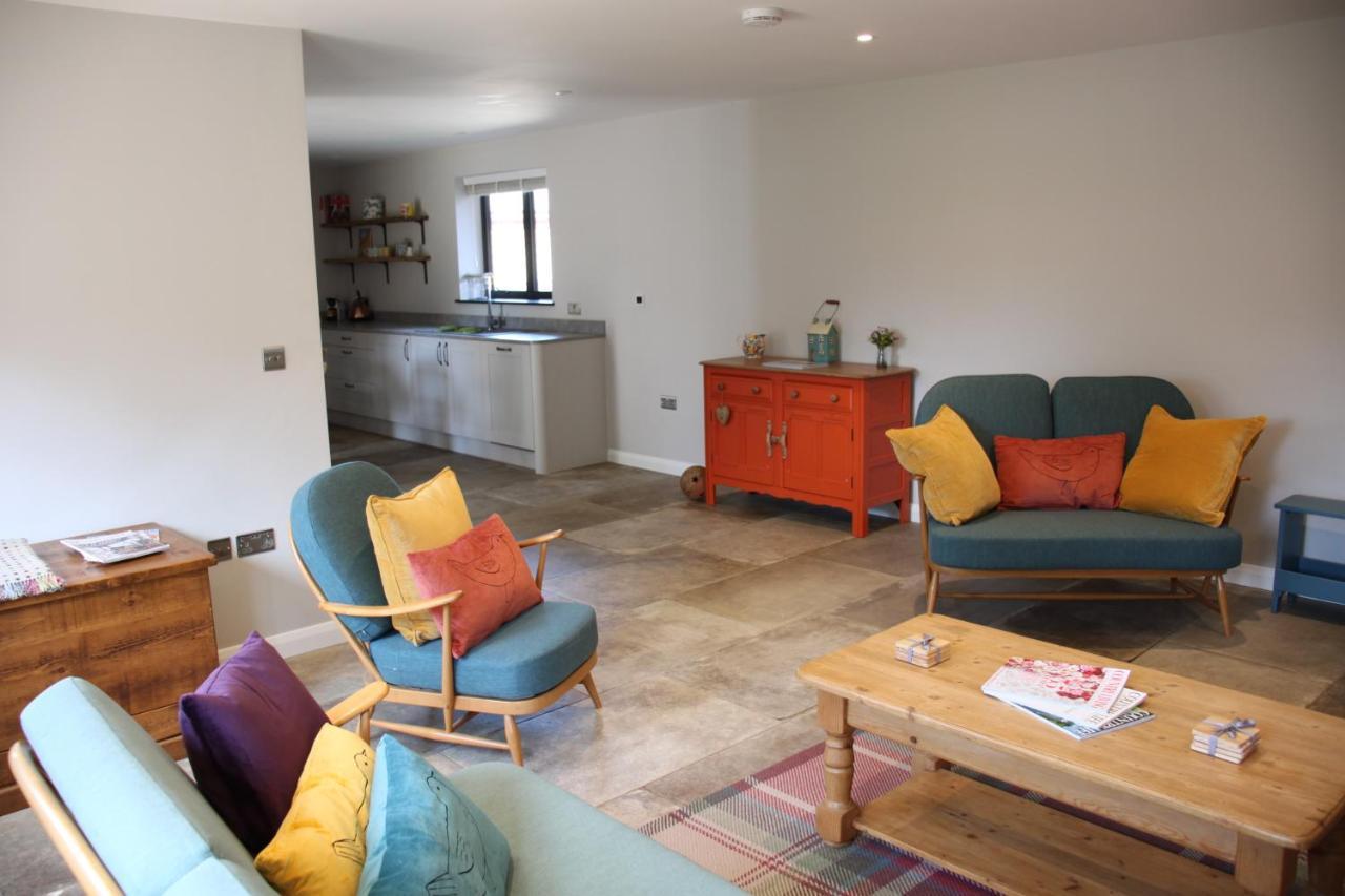 Wonderfully Spacious Luxury Holiday Cottage Billingshurst Exterior foto