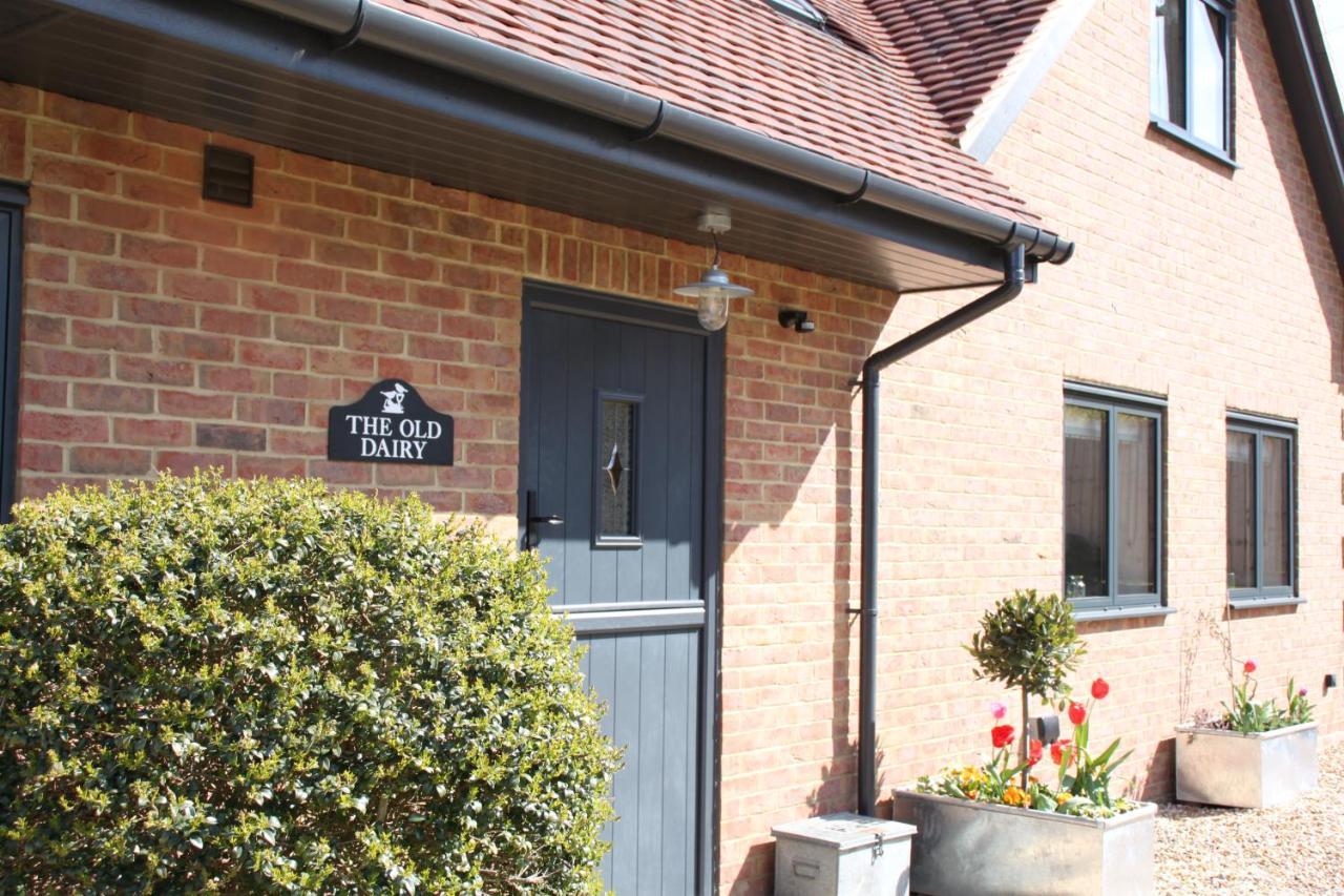 Wonderfully Spacious Luxury Holiday Cottage Billingshurst Exterior foto