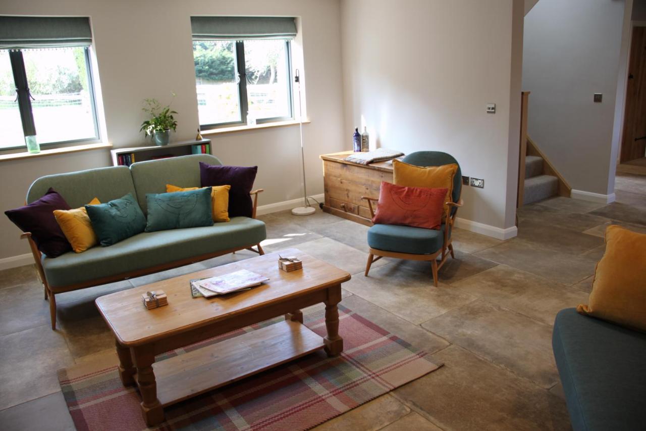 Wonderfully Spacious Luxury Holiday Cottage Billingshurst Exterior foto